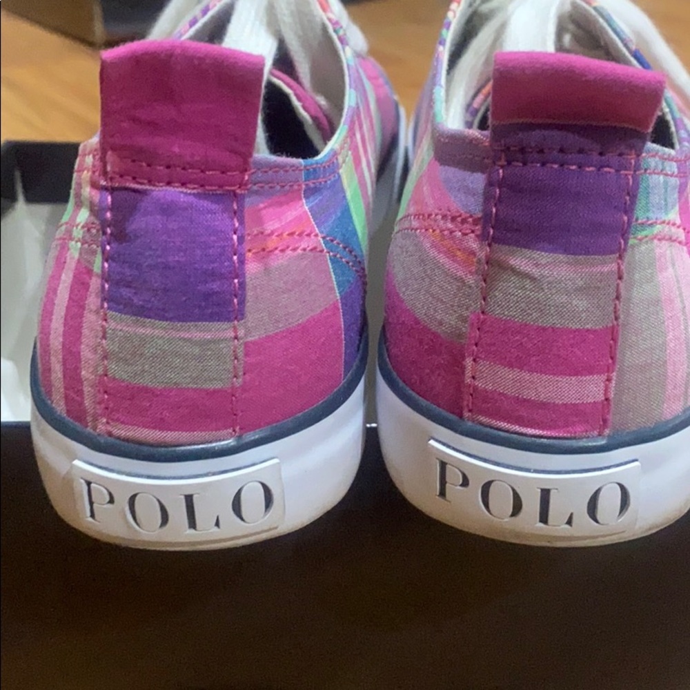 Shoes - Picture 3 of 4